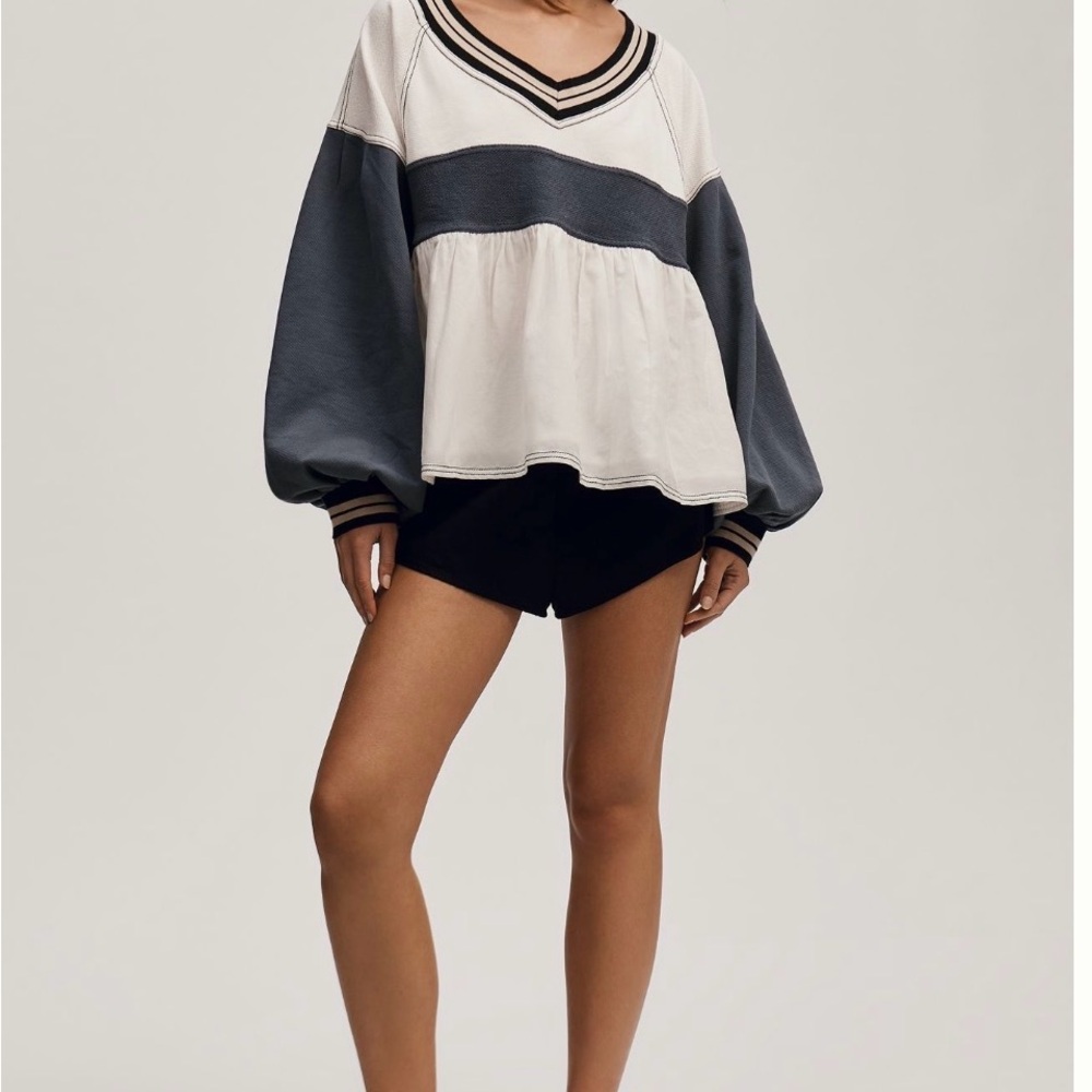 New- Never Worn Pilcro Blue and Cream V-Neck Sweatshirt